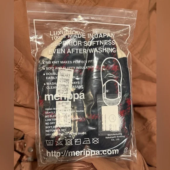 Merippa Blue Plaid and Multicolor Japanese Slipper Socks - Picture 3 of 10